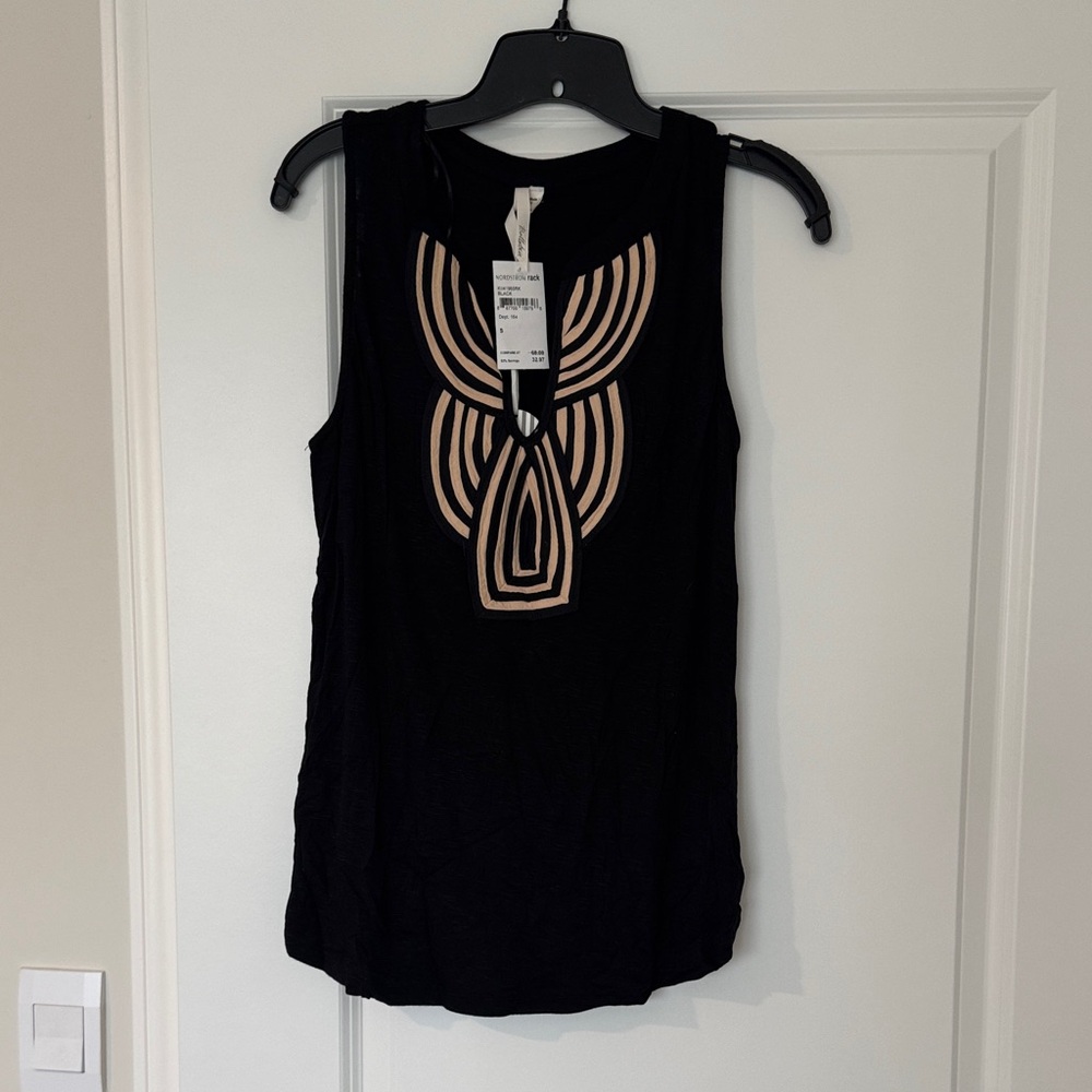 Stylish Black Tank Top with Cream Pattern